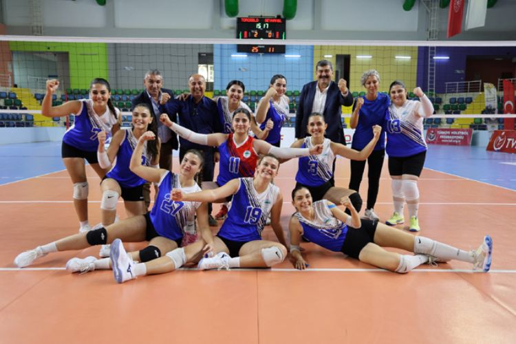 Toroslar Belediyesinden Cumhuriyet Bayramında Çifte Galibiyet Sevinci