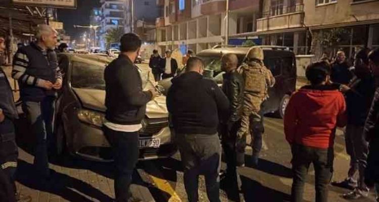 Belediyenin kepçesini çalıp, 3 araca çarpan şüpheli tutuklandı