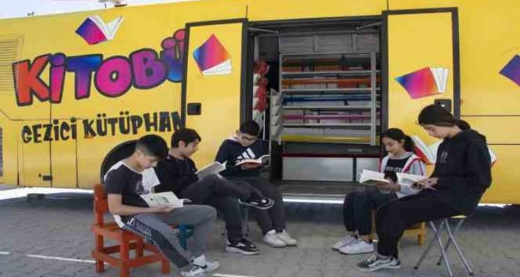 Kitobüs sayesinde binlerce öğrenci kitapla buluşuyor