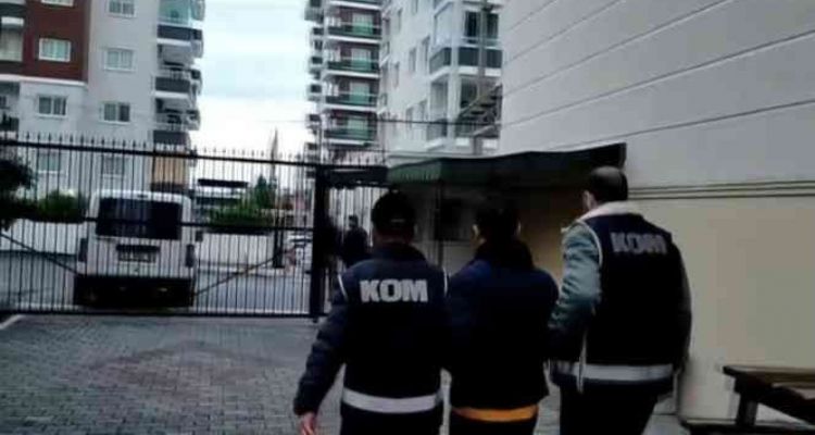 Mersin merkezli 3 ilde FETÖ operasyonu: 14 gözaltı