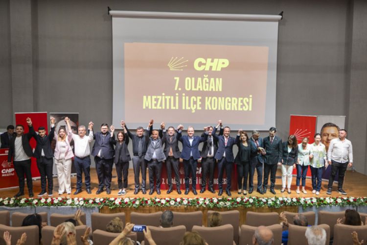 BAŞKAN SEÇER, CHP’NİN MEZİTLİ İLÇE KONGRESİ’NE KATILDI