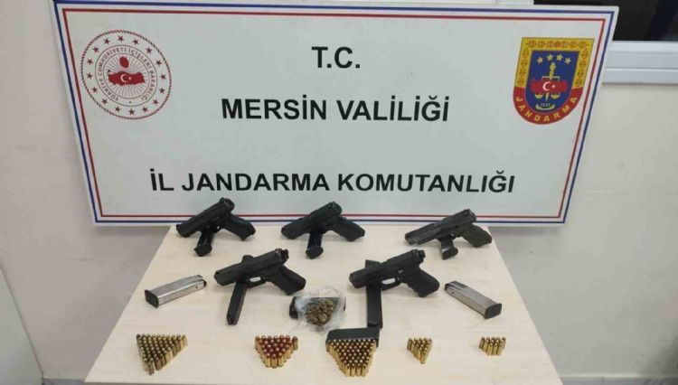 Mersin’de silah kaçakçılığı operasyonu: 5 gözaltı