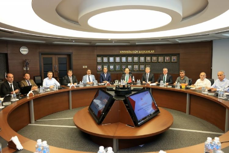 Çakır: Yere düşen her meyve tarıma zarar veriyor