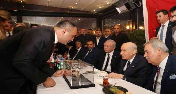 Yılmaz'dan Mersinlilere miting teşekkürü
