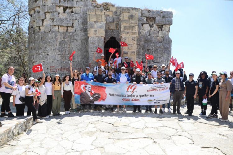 TOROSLAR’DA 19 MAYIS DOĞA YÜRÜYÜŞÜ COŞKUYLA YAPILDI