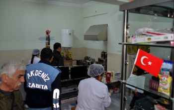 AKDENİZ’DE OKUL KANTİNLERİ DENETLENİYOR