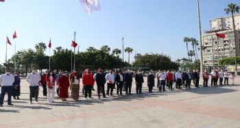 Mersin'de 19 Mayıs sade bir törenle kutlandı