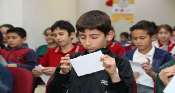 KODLAMA İLE ÖĞRENCİLERİN FARKINDALIK DÜZEYLERİ ARTIRILIYOR