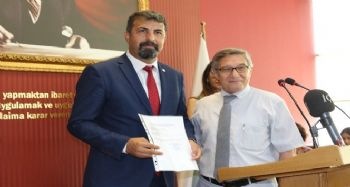 MERSİN BARO BAŞKANI YEŞİLBOĞAZ, MAZBATASINI ALDI