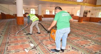 Toroslar'da dezenfekte çalışmaları aralıksız sürüyor