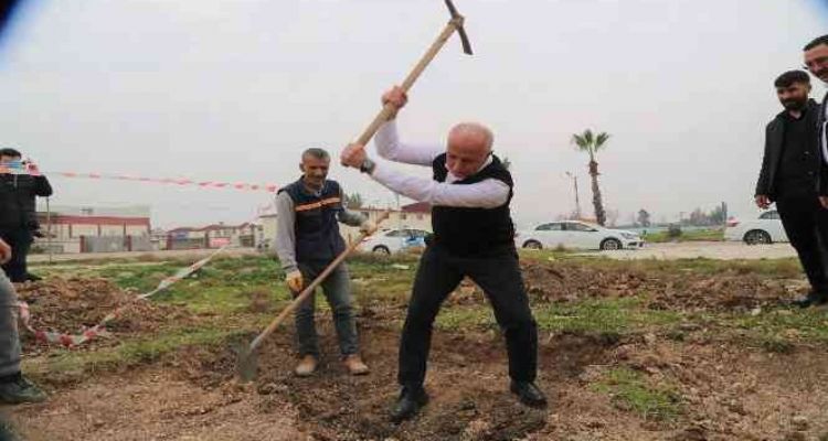 Başkan Gültak'tan Tırmıl'a spor kompleksi müjdesi