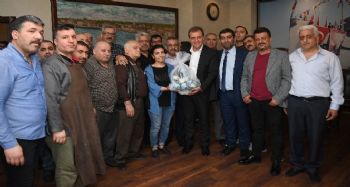 BAŞKAN SEÇER'DEN ÇARŞI ESNAFINA OTOPARK MÜJDESİ
