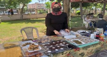 Tarsus'ta üretici kadın stantları bir kez kuruldu
