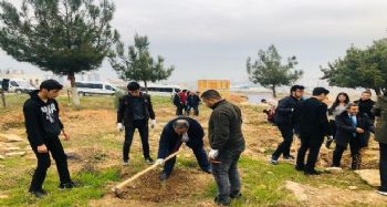 Çocuklar, Çocuk Hakları Hatıra Ormanına fidan dikti
