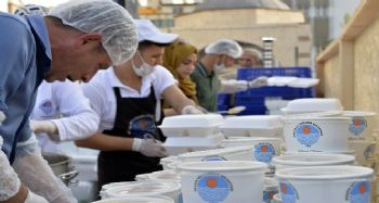Mersin'de üniversite öğrencileri için iftar sofrası kurulacak