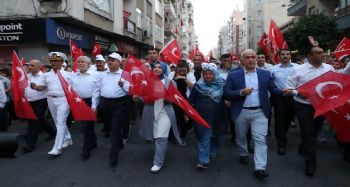 Mersin'de 15 Temmuz yürüyüşü