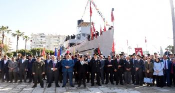 Çanakkale Deniz Zaferi Nusret Mayın Gemisi'nde kutlandı