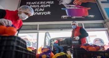 Mersin'de sağlık çalışanları ve Covid hastalarına narenciye desteği