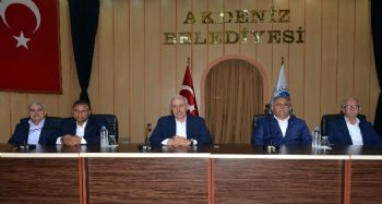 Başkan Gültak'tan personele: “Sizlerden tek isteğim; hızıma ayak uydurmanız”