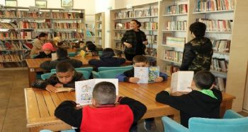 TEGV öğrencileri Büyükşehir Belediyesi kütüphanesi ile tanıştı