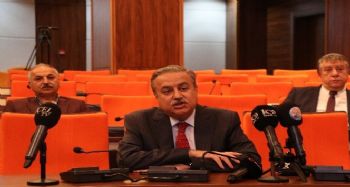 Mersin Valisi, yardımcıları ve kaymakamlardan Milli Dayanışma Kampanyası'na birer maaş destek
