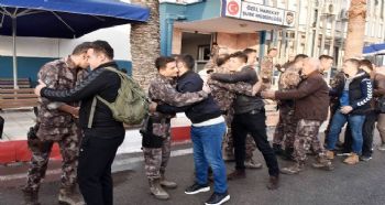 MERSİN’DE ÖZEL HAREKET POLİSLERİ AFRİN’E UĞURLANDI