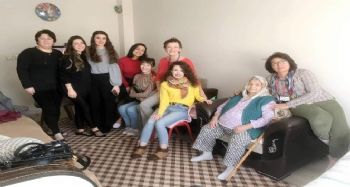 Örgü örmenin ve müziğin alzheimer hastalığına etkisi anlatıldı