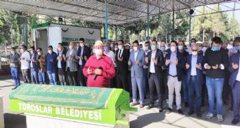 Bahçeli'nin ilkokul öğretmeni toprağa verildi