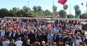 MERSİN’DE CHP ALTERNATİF CUMHURİYET BAYRAMI KUTLAMASI DÜZENLEDİ
