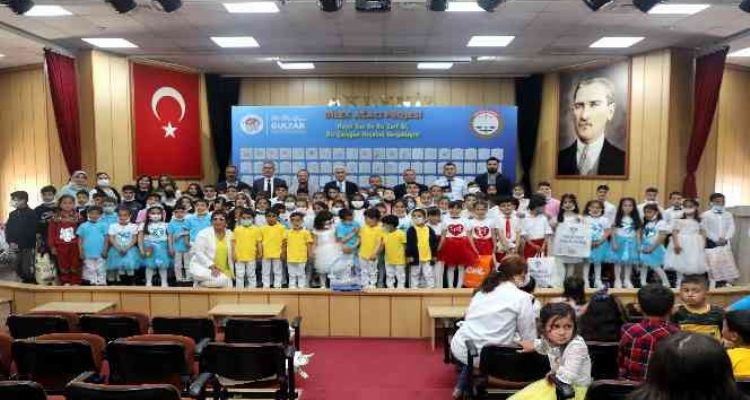 Dileklerini yazdılar, hediyelerini aldılar