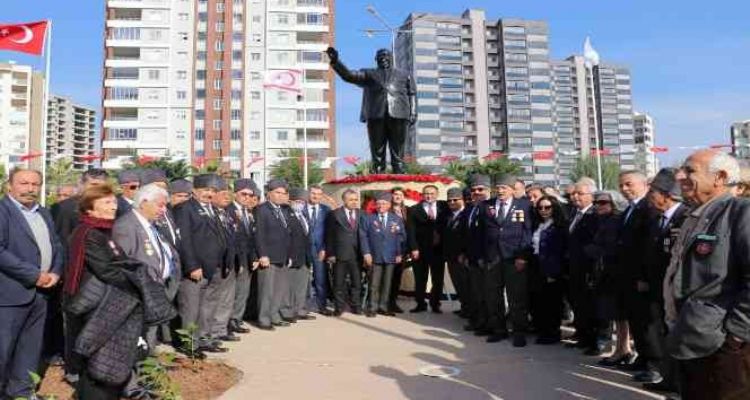 Rauf Denktaş ve Dr. Fazıl Küçük Mersin'de anıldı