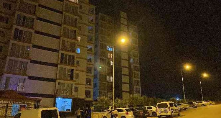 Polis arkadaşını silahla yaralayan genç kız ardından intihara teşebbüs etti