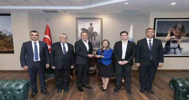 Başkan Seçer'e ‘barış’ ödülü