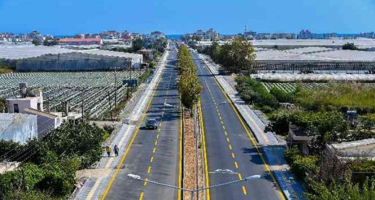 Anamur'da 3 önemli cadde yenilendi