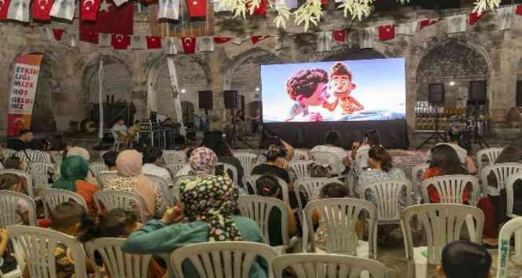 Mut'ta sinema ve konser keyfi