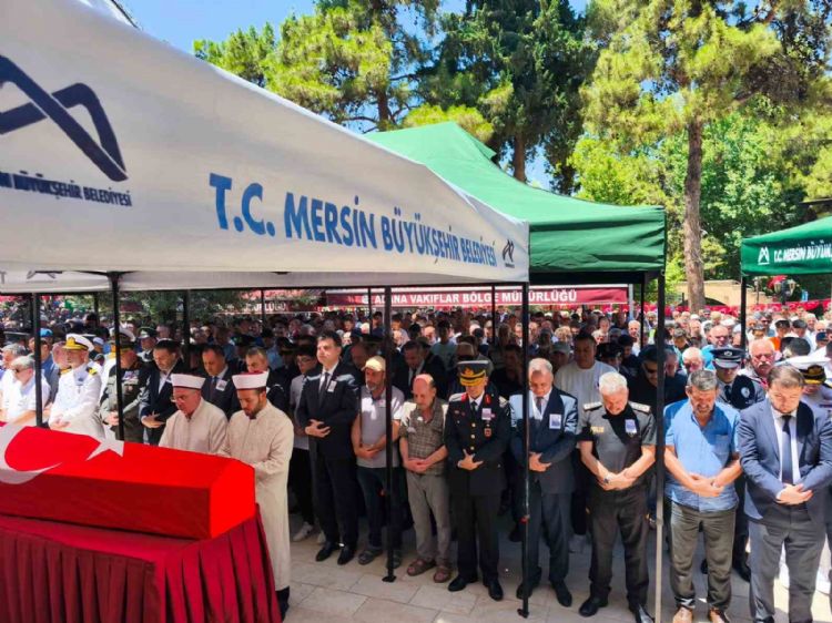 Mersinli şehit Kenan Şahin son yolculuğuna uğurlandı