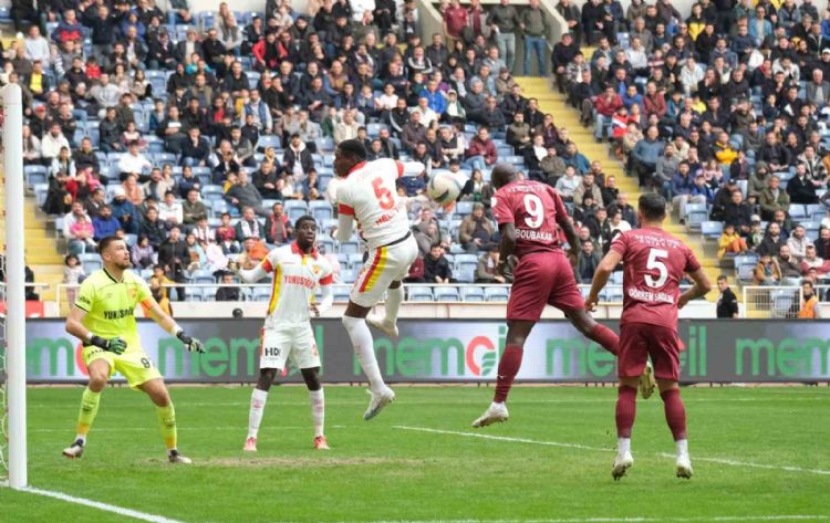 Trendyol Süper Lig: Atakaş Hatayspor: 1 - Göztepe: 1