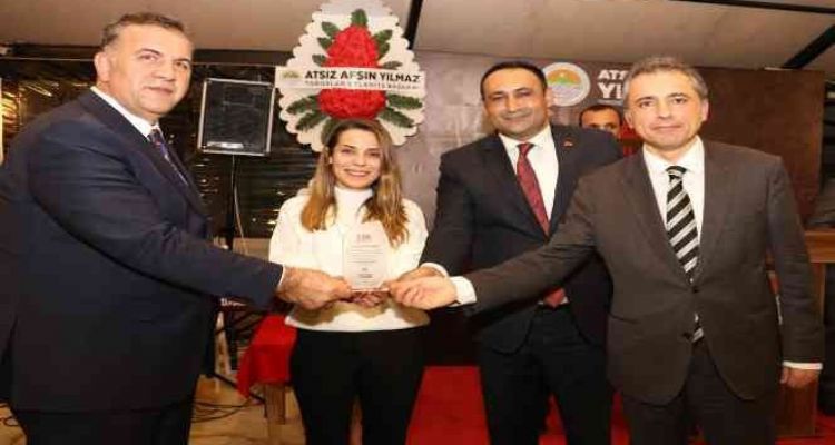 Toroslar'da öğretmenlere özel kutlama