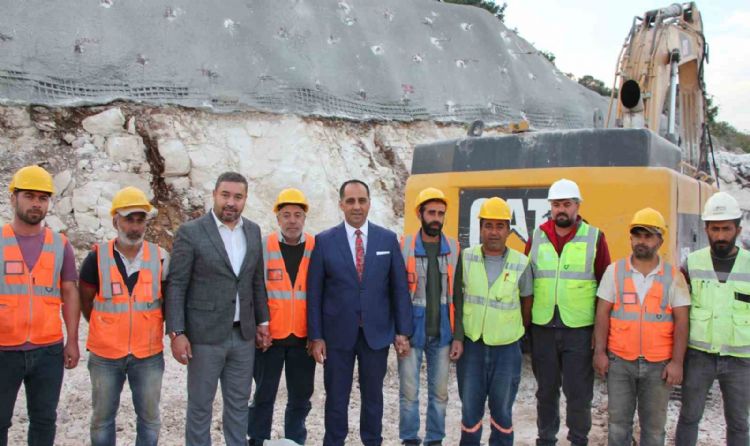 Çeşmeli-Erdemli-Silifke-Taşucu Otoyolu Projesi’nde çalışmalar yeniden başladı