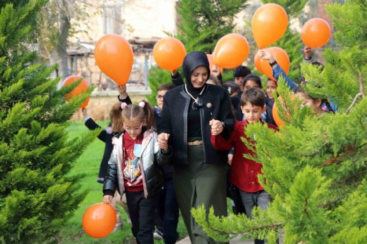 İl Milli Eğitim Müdürü Durmuş, ‘Sanat Şenliği’ne katıldı