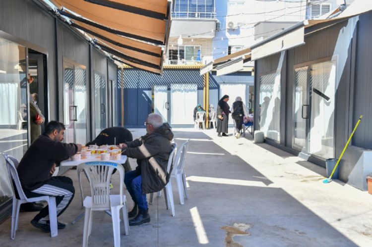 Yenişehir Belediyesi 1100 depremzedeye barınma hizmet sundu