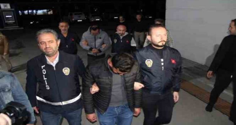Üniversiteli kızlara içi su dolu balon atan şahısların yargılanmasına devam edildi