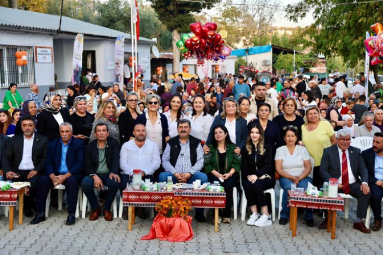 TOROSLAR’DA HURMA HASADI COŞKUYLA KUTLANDI