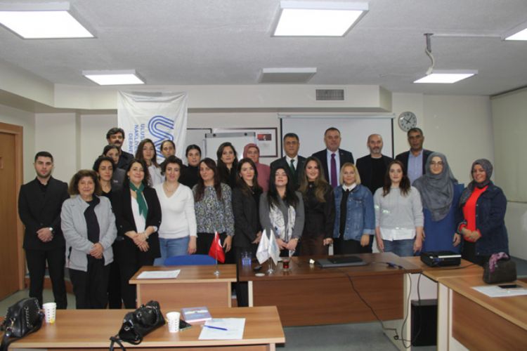 İlk Ders Zili Çaldı: Kadın TIR Sürücüleri Yola Çıkıyor