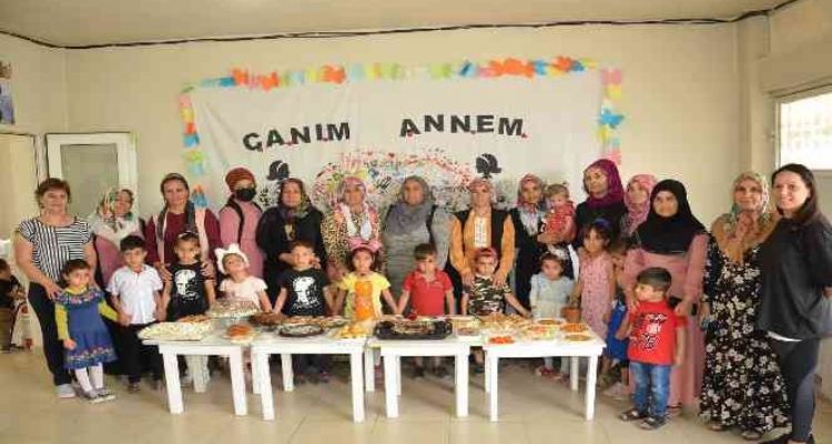 Kursiyer annelerin 'Anneler Günü' mutluluğu