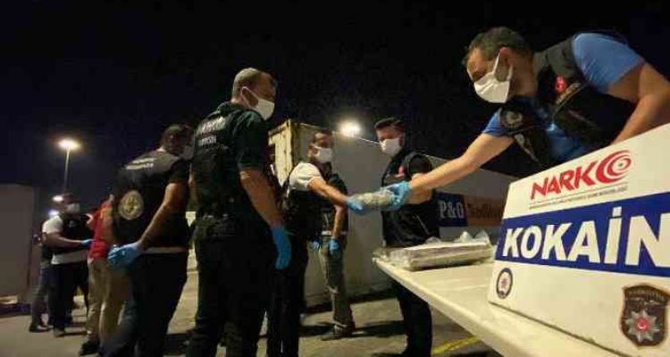 Muz konteynerinde 48 kilo 800 gram kokain ele geçirildi