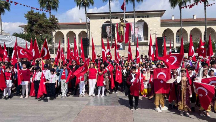 Mersin’de 23 Nisan coşkuyla kutlandı