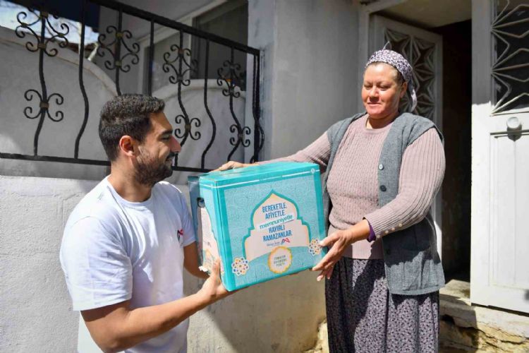Mersin’de 144 bin haneye ‘Ramazan Dayanışma Paketi’ ulaştırılacak