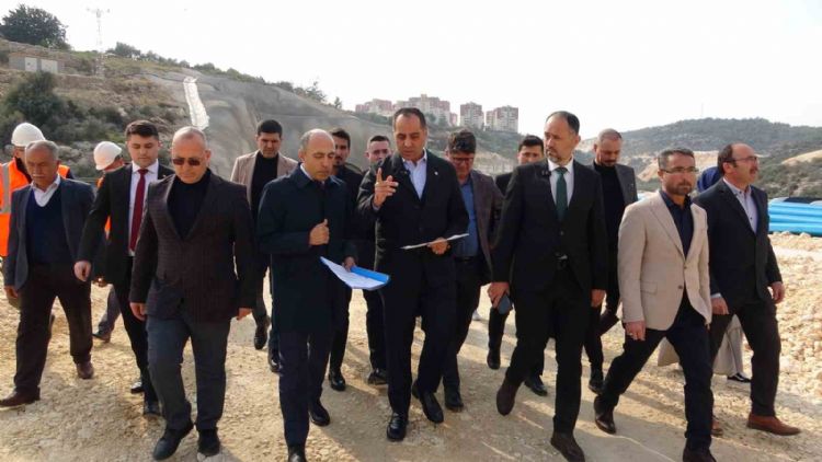 Çeşmeli-Erdemli-Silifke-Taşucu Otoyol Projesi’nde yüzde 27’lik kısım tamamlandı