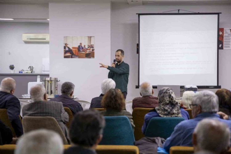 Mersin Büyükşehir Belediyesi yaş almış vatandaşları bilgilendiriyor